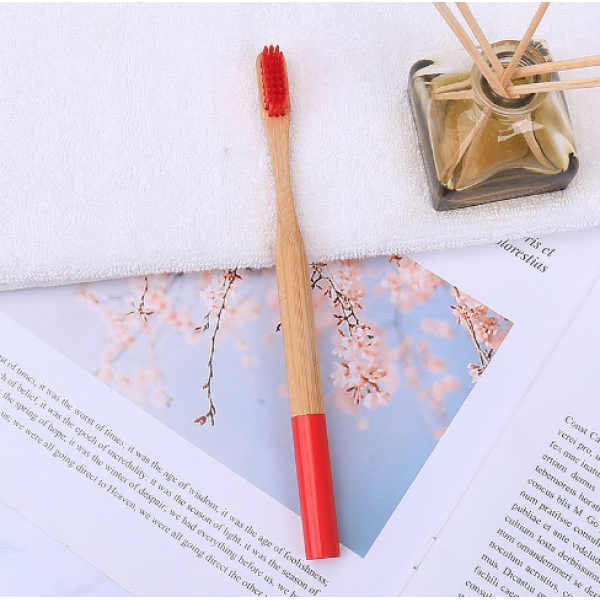 Зубна щітка з натурального бамбука, різні кольори, 1 шт