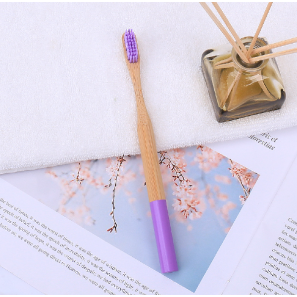 Зубна щітка з натурального бамбука, різні кольори, 1 шт