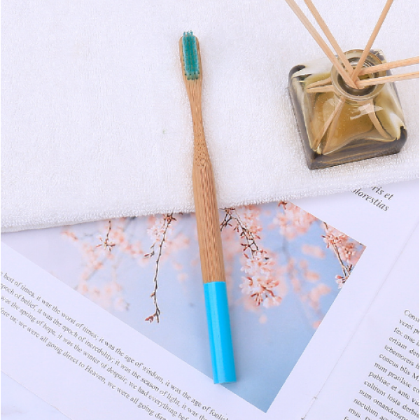 Зубна щітка з натурального бамбука, різні кольори, 1 шт