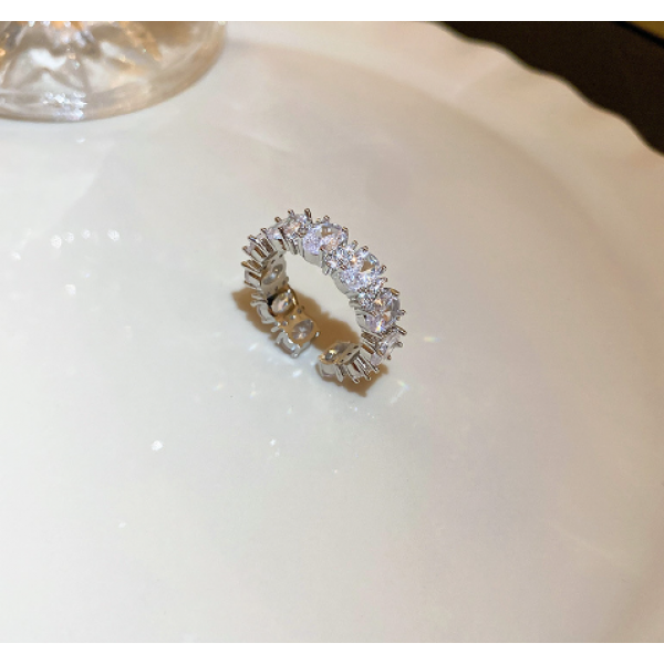 Кольцо со стразами "Silver Diamond", серебро
