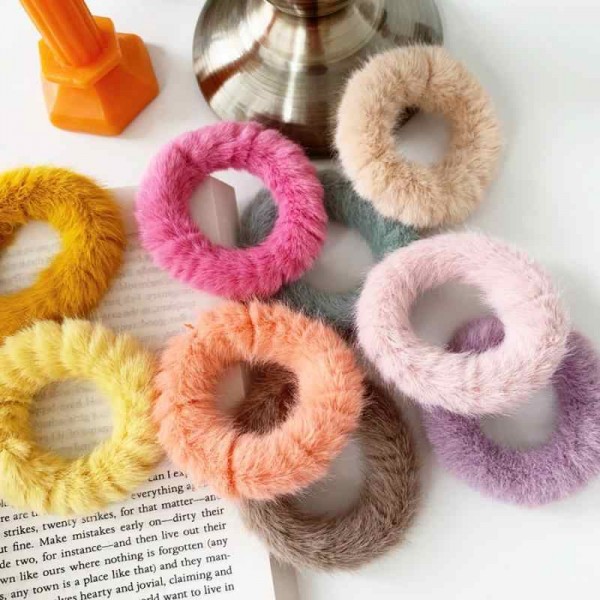 Резинка пухнаста для волосся "Fluffy", різні кольори