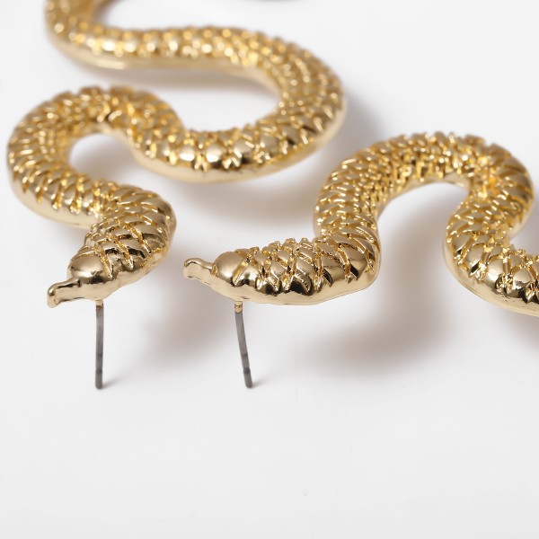 Сережки "Stylish Anaconda", 2 кольори