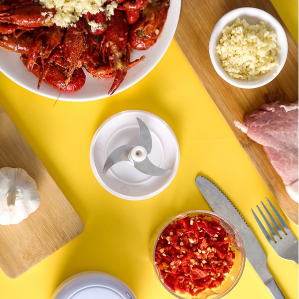 Блендер універсальний портативний на акумуляторі з USB підзарядкою, фітнес блендер