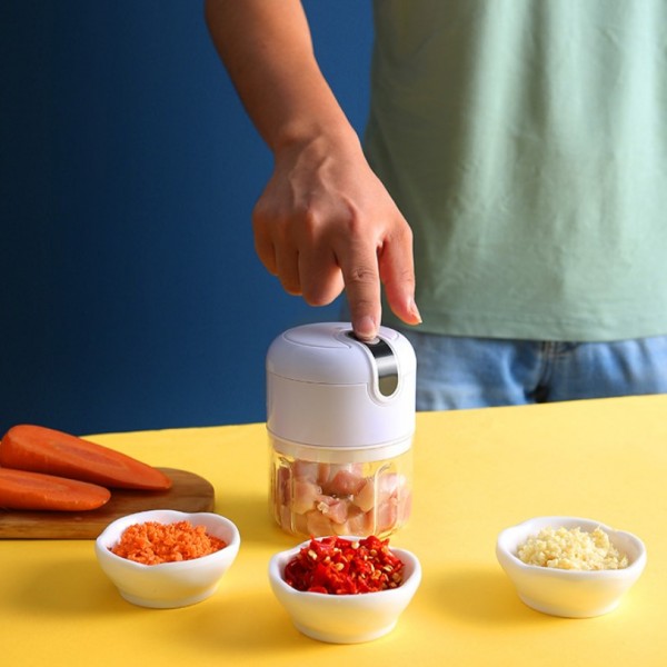 Блендер універсальний портативний на акумуляторі з USB підзарядкою, фітнес блендер