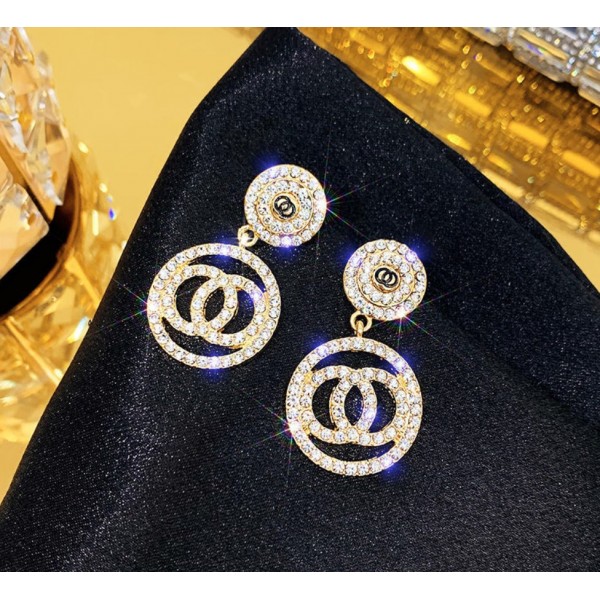 Сережки зі стразами "ChanelRings", 2 цвета Сережки зі стразами "ChanelRings", 2 цвета