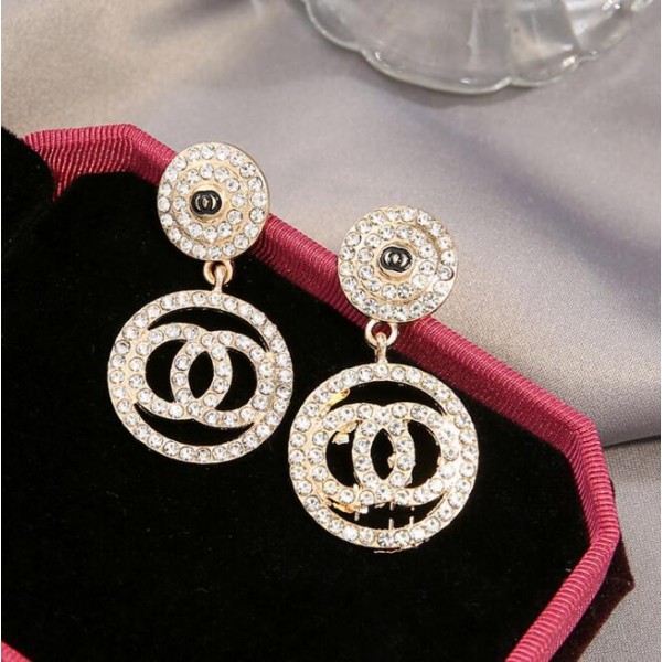 Сережки зі стразами "ChanelRings", 2 цвета Сережки зі стразами "ChanelRings", 2 цвета