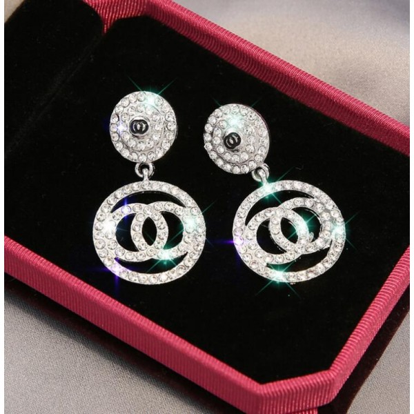 Сережки зі стразами "ChanelRings", 2 цвета Сережки зі стразами "ChanelRings", 2 цвета