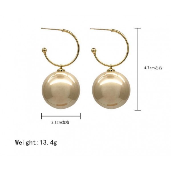 Сережки з великою перлиною "Large Delicate Pearl", золото Сережки з великою перлиною "Large Delicate Pearl", золото