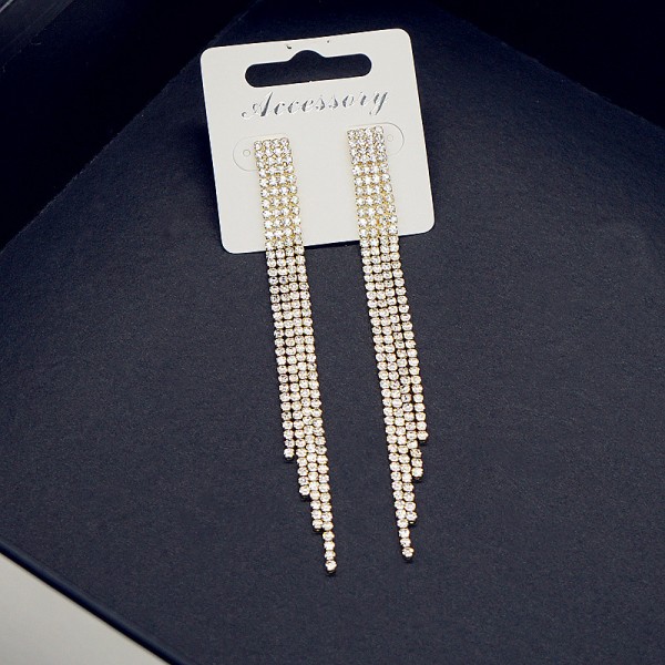 Серьги со стразами "Scattering of Rhinestones", 2 цвета