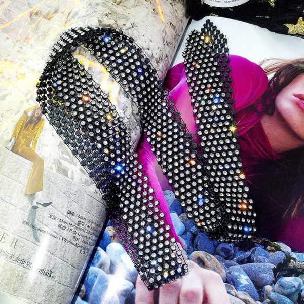 Цепочка лента со стразами "Big Black Stone", черный