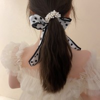 Резинка з перлами і бантом-стрічкою в горошок, резинка бант, резинка зі стрічкою "White Peas"