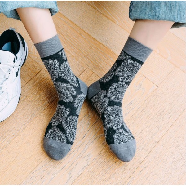 Шкарпетки бавовняні з квітами в стилі ретро, розмір 36-39, 1 пара Шкарпетки бавовняні з квітами в стилі ретро, розмір 36-39, 1 пара