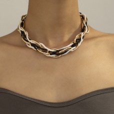 Ланцюжок із великими ланками та чорно-білим бісером "Golden Necklace"