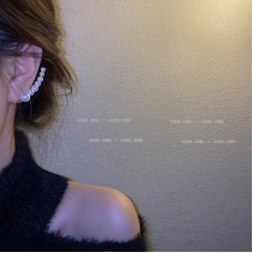 Сережка кафф з перлами "Elegant Star" 1 шт, золото