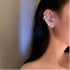 Сережка каффа з перлами і стразами "Precious Butterfly" 1 шт, золото