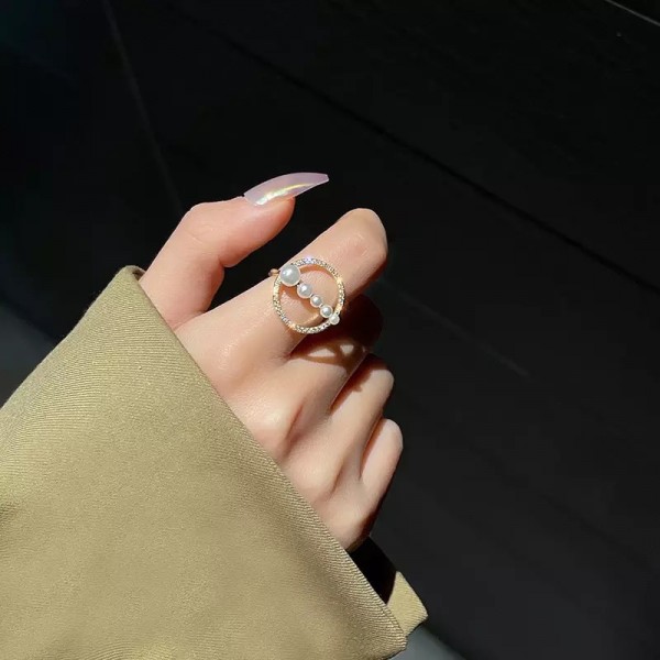 Кольцо с жемчугом и стразами "Pearl Line", цвет золото, 1 шт