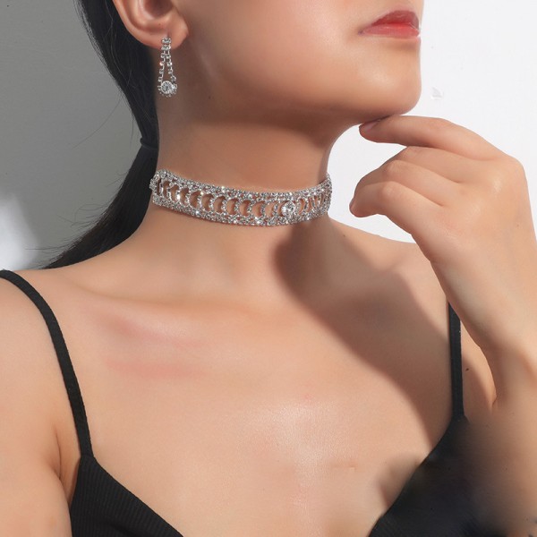 Набор: чокер со стразами + серьги "Stylish Luxury", серебро