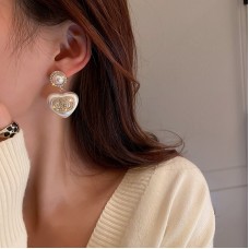 Серьги с жемчугом сердечком "Cha-nel", золото