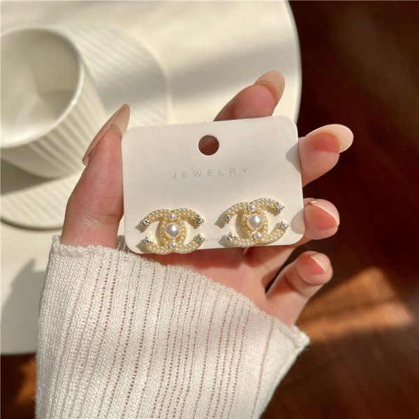Сережки з перлами та стразами "Chanel-s", золото