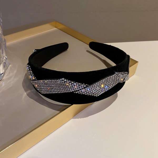 Обруч для волосся оксамитовий зі стразами "BlackStone", чорний