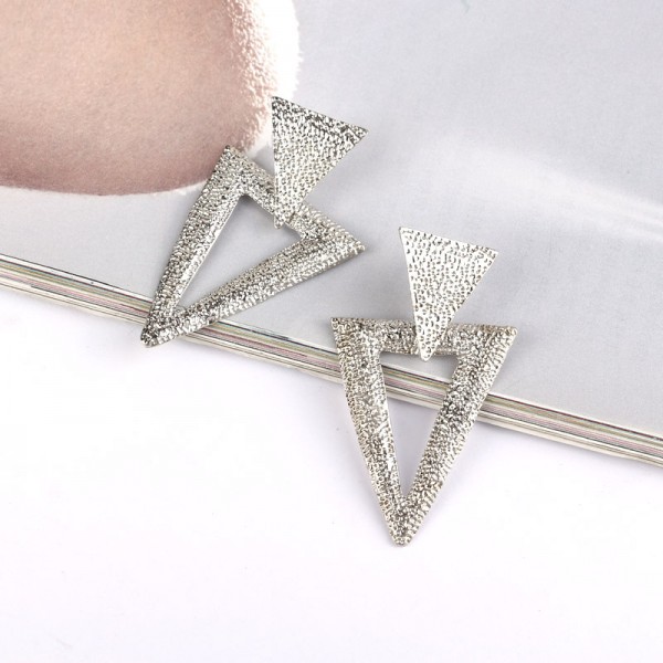 Серьги "Two Triangles", 2 цвета Серьги "Two Triangles", 2 цвета