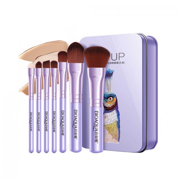 Набір пензлів для макіяжу BIOAQUA, в металевому кейсі, 7 шт