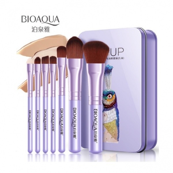 Набір пензлів для макіяжу BIOAQUA, в металевому кейсі, 7 шт