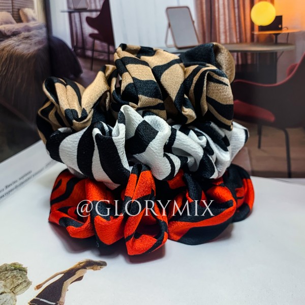 Резинка об'ємна для волосся "Stylish Zebra"