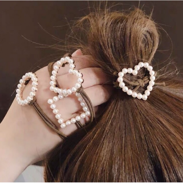 Резинка для волос с жемчугом "Pearl sign", 6 видов