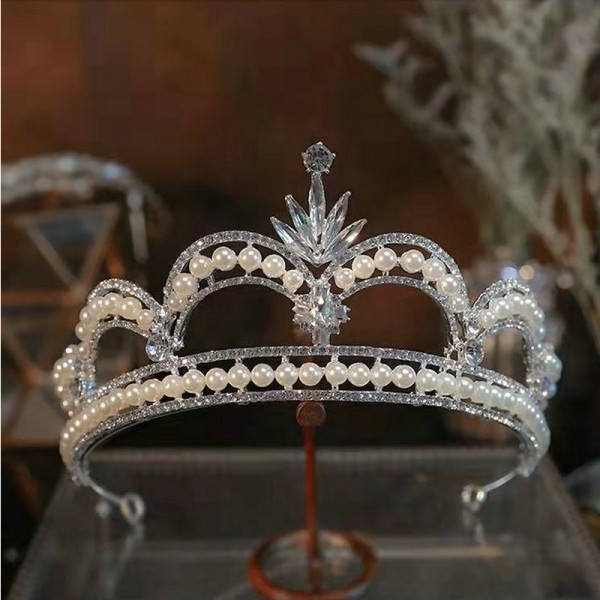 Корона на голову зі стразами та перлами "Crystal Crown",  прикраса на голову з перлами, срібло
