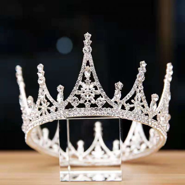Корона на голову со стразами и камнями "Crystal Shine", украшение на голову с камнями, серебро Корона на голову со стразами и камнями "Crystal Shine", украшение на голову с камнями, серебро