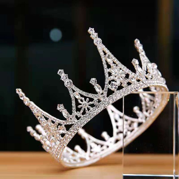 Корона на голову со стразами и камнями "Crystal Shine", украшение на голову с камнями, серебро Корона на голову со стразами и камнями "Crystal Shine", украшение на голову с камнями, серебро