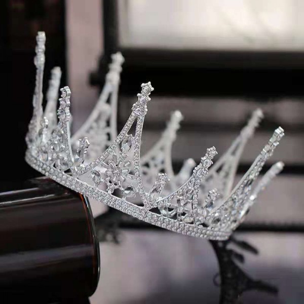 Корона на голову со стразами и камнями "Crystal Shine", украшение на голову с камнями, серебро