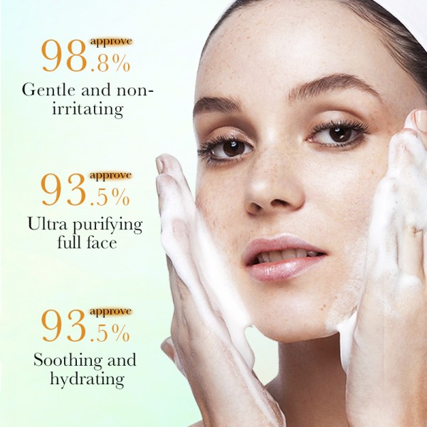 Пенка-мусс для умывания с витамином C SADOER Vitamin C Mild Cleanser Mousse, со щеточкой, 150мл