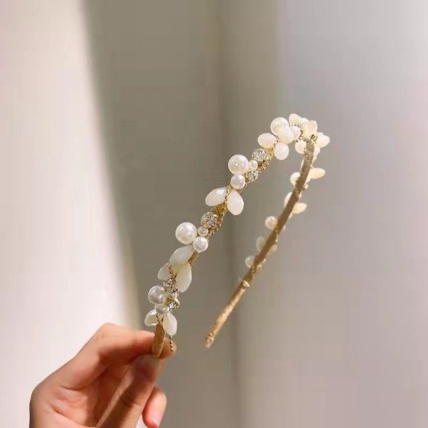 Обруч для волосся з перлами та кристалами "White Crystal Shine", прикраса на голову, золото