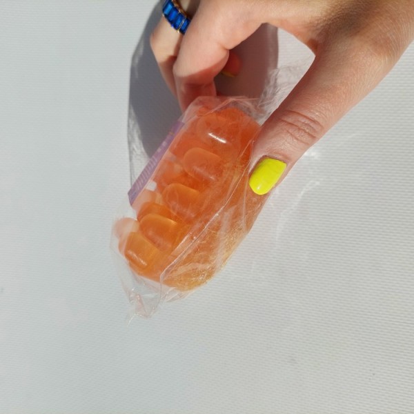 Масажне мило ручної роботи з люфою, антицелюлітне, з ароматом цитрусу