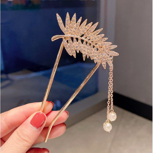 Шпилька для волосся "Пелюстки сяючої папороті", U-подібна, проста металева шпилька в стилі ретро з перлами