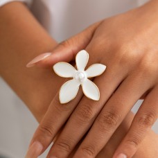 Каблучка "Pearl Petal Ring", золото