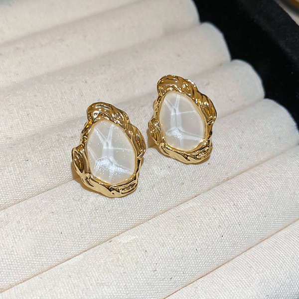 Сережки "Golden Embrace", білий, золото Сережки "Golden Embrace", білий, золото