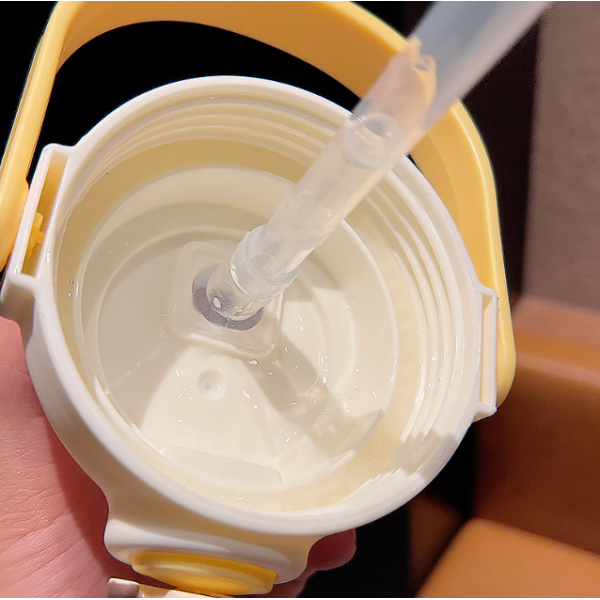 Пляшка для води, дитяча пляшка для води, різні кольори, 820 мл