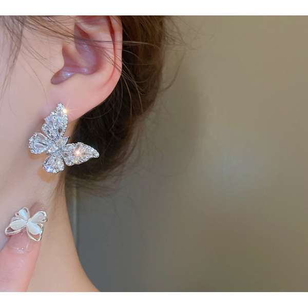 Серьги бабочки с камнями "Silver Butterfly", серебро, 2,8х3 см