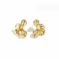 Сережки "Metallic Petal", 2 кольори