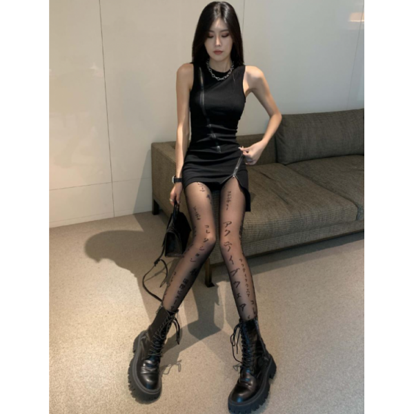 Колготи жіночі в принт ієрогліфи, нейлонові жіночі колготки, чорні, S - L