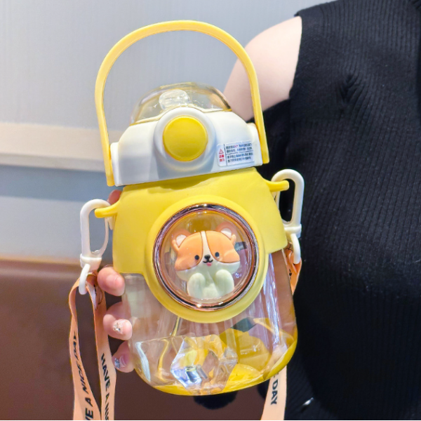 Пляшечка для води дитяча, різні кольори, 820 мл Пляшечка для води дитяча, різні кольори, 820 мл