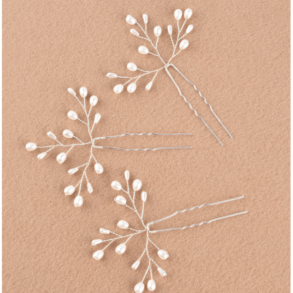 Шпилька для волосся "Different", з перлинами, два кольори, 7х11 см Шпилька для волосся "Different", з перлинами, два кольори, 7х11 см