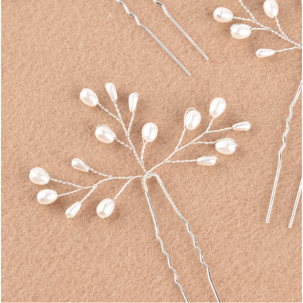 Шпилька для волосся "Different", з перлинами, два кольори, 7х11 см Шпилька для волосся "Different", з перлинами, два кольори, 7х11 см