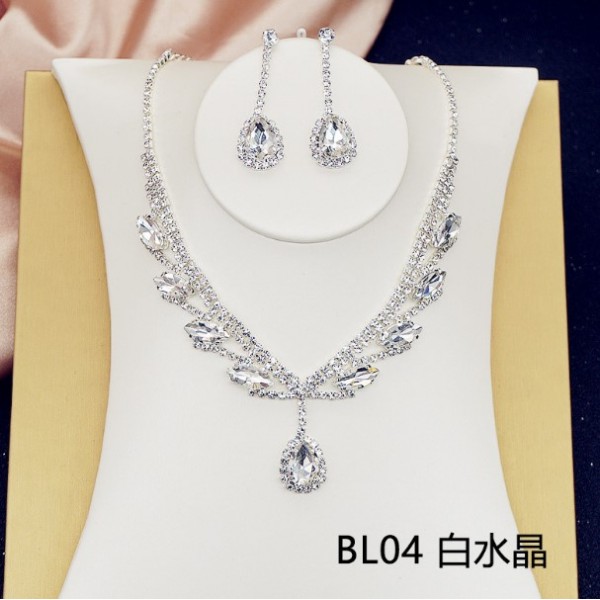 Набір: кольє зі стразами + сережки "Big Drops", срібло Набір: кольє зі стразами + сережки "Big Drops", срібло