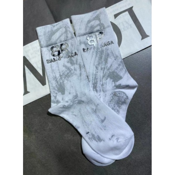 Шкарпетки повсякденні з літерами та кляксами, жіночі універсальні шкарпетки, два кольори