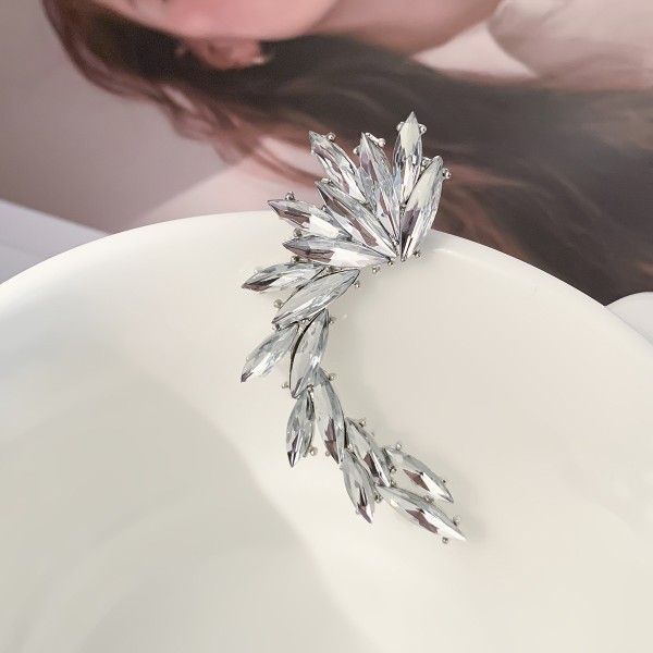 Сережки каффи "Flying crystals", на праве вухо, срібло, 1 шт