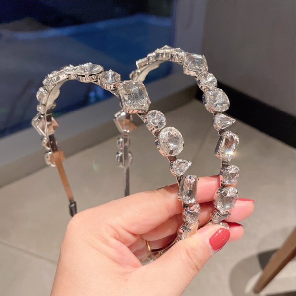 Обруч для волосся із кристалами "Glimmer Crown", срібний